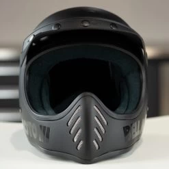 Bell Moto 3 Classic Helmet - Matte/Gloss Blackout -Cycling Equipment Shop Bell Moto 3 Blackout Helmet 3 45953.1537532902