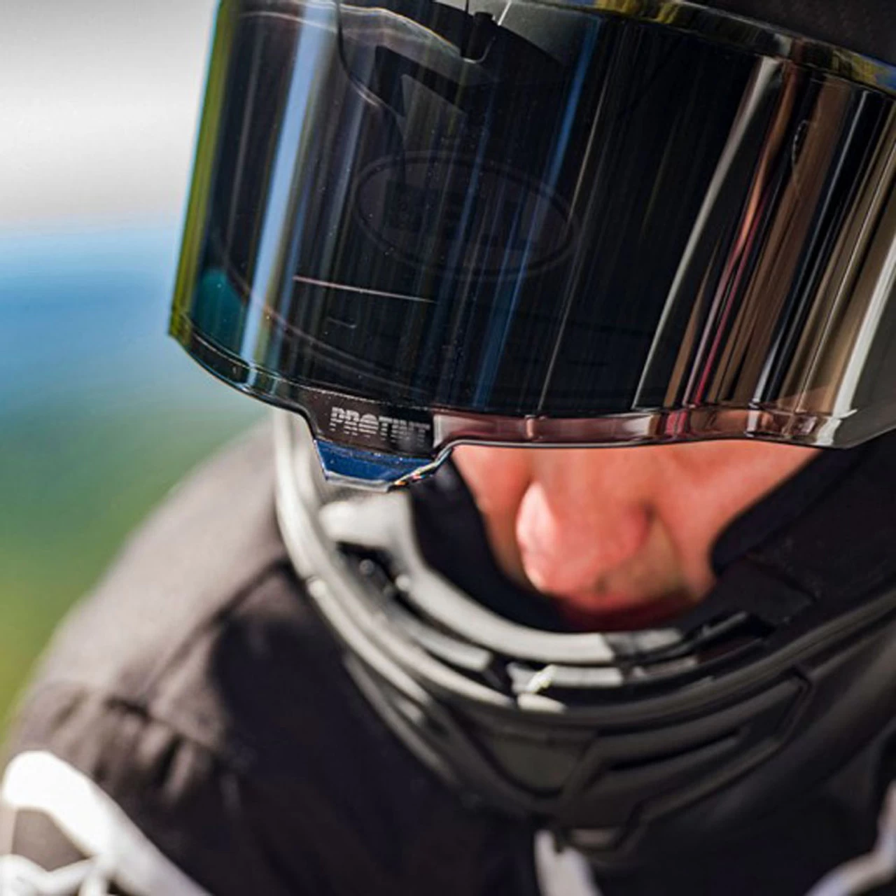 Bell Protint Panovision Photochromic Shield 2 Bell Protint Panovision Photochromic Shield - Image 2